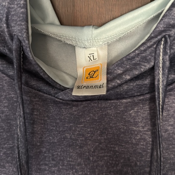 Ombré Hoodie - Picture 2 of 10